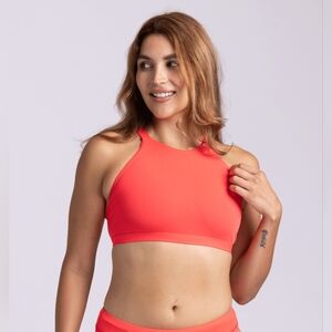 NWOT Jolyn 'Kaylee' fixed back bikini top size S, Strawberry